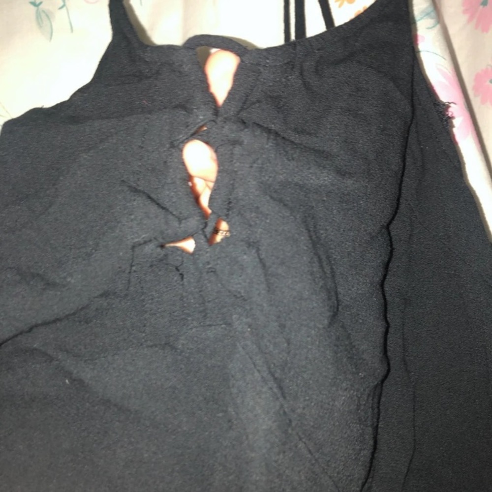 Crop top - Picture 2 of 3